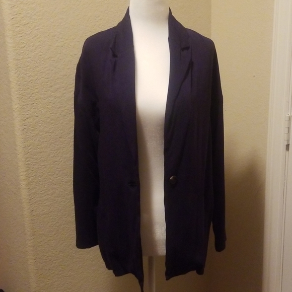Forever 21 Navy Blue Blazer - Picture 2 of 4